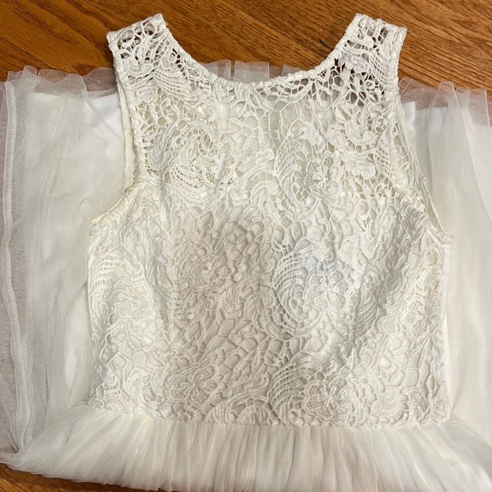 Gorgeous laced white dress